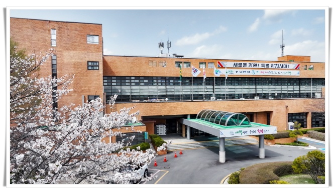 rehi2. 태백시, 학교로 찾아가는 지역명사 진로진학 특강 개최.jpg